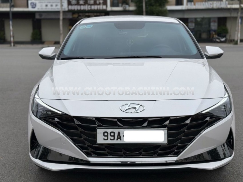 Hyundai Elantra 1.6 AT Đặc biệt 2024