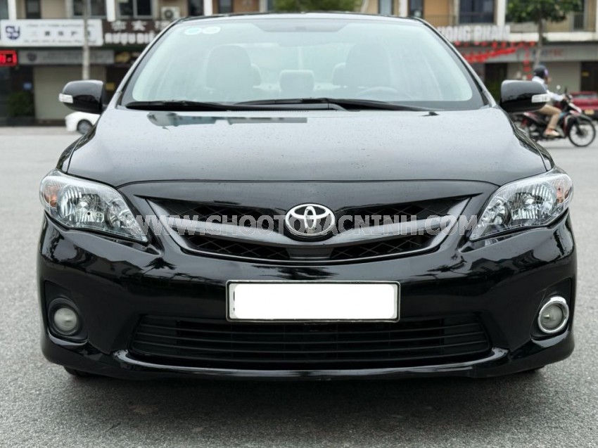Toyota Corolla altis 2.0V 2012