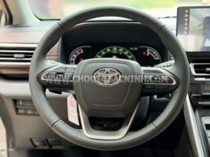 Xe Toyota Innova Cross 2.0V CVT 2025