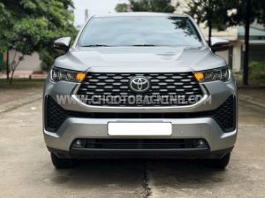 Xe Toyota Innova Cross 2.0V CVT 2025